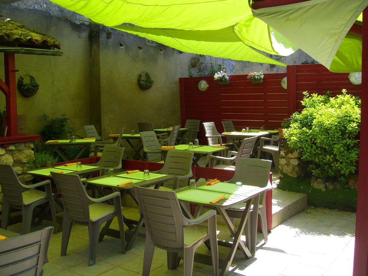 Hotel Restaurant De L'Union Mirambeau  Exterior foto